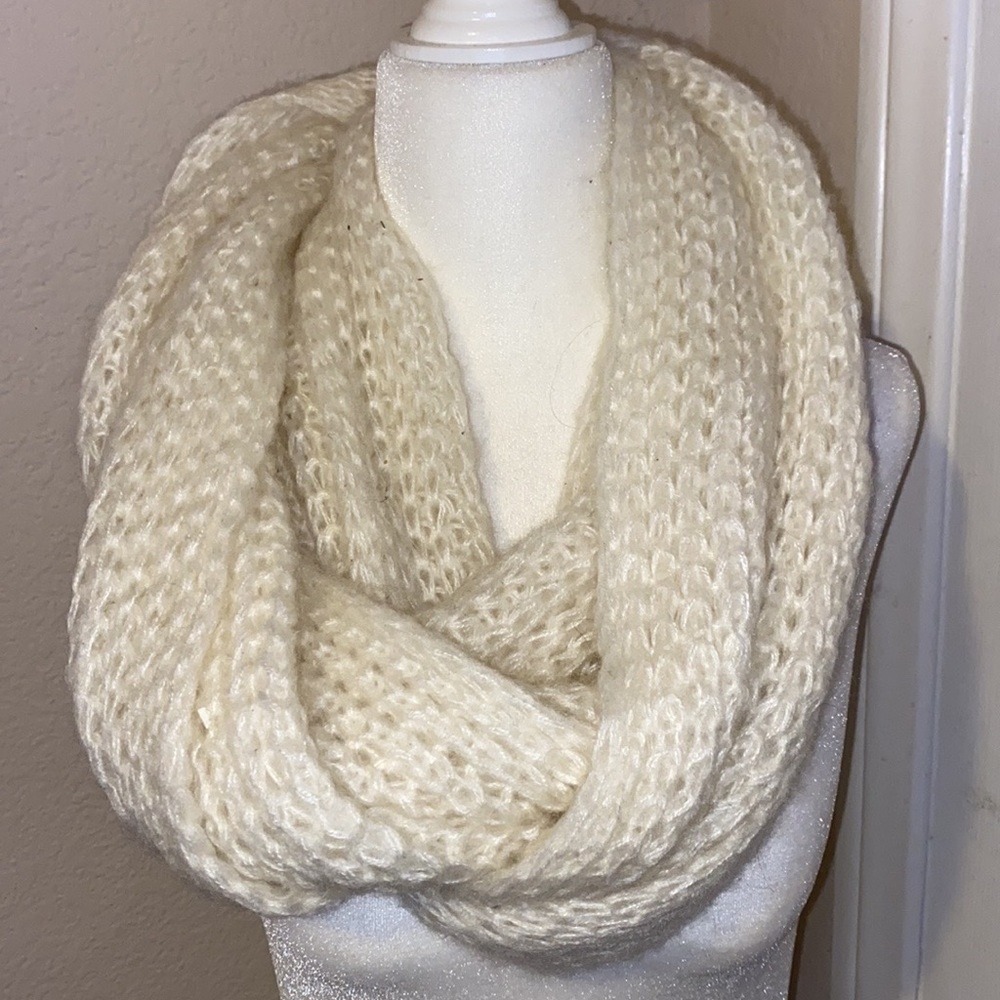 white knit infinity scarf